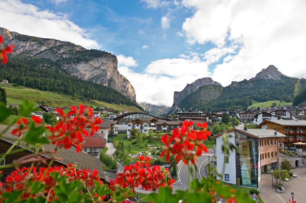 Hotel Oswald Selva di Val Gardena Exterior photo